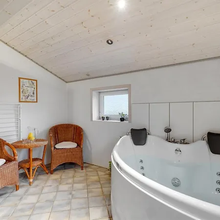 Σπίτι διακοπών Asdis - 2-8km From The Sea By Interhome